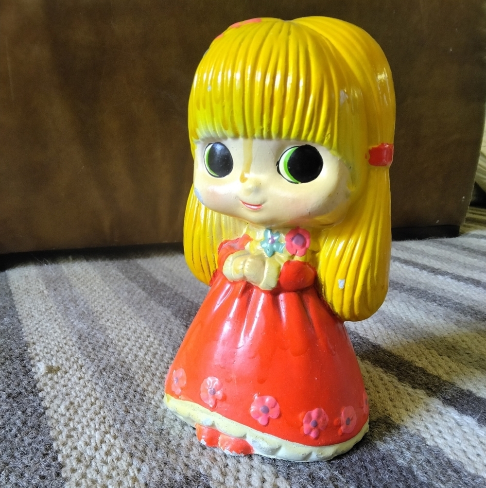Blythe Ceramic Bank Vintage 1960s Piggy Bank